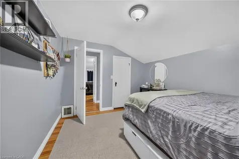 22 Edith Street St. Catharines ON L2S 2P7