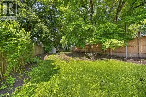 22 Edith Street St. Catharines ON L2S 2P7