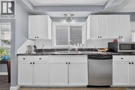 22 Edith Street St. Catharines ON L2S 2P7