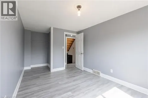 31 Canterbury Drive St. Catharines ON L2P 3M6