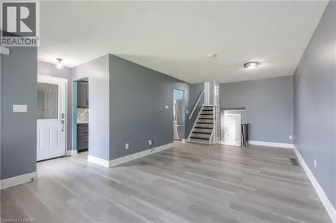 31 Canterbury Drive St. Catharines ON L2P 3M6