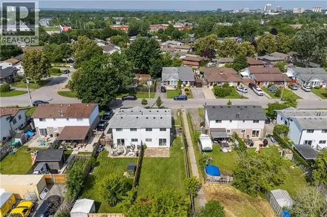 31 Canterbury Drive St. Catharines ON L2P 3M6