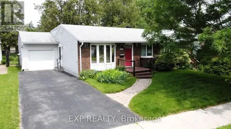 1021 Cadboro Road Ottawa ON K1J 8C8