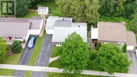 1021 Cadboro Road Ottawa ON K1J 8C8
