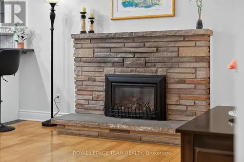 1144 Cline Crescent Ottawa ON K2C 2P2