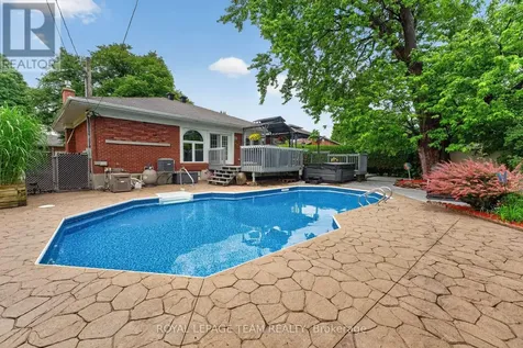 1144 Cline Crescent Ottawa ON K2C 2P2