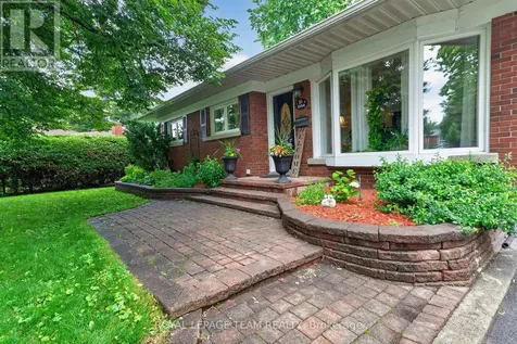 1144 Cline Crescent Ottawa ON K2C 2P2