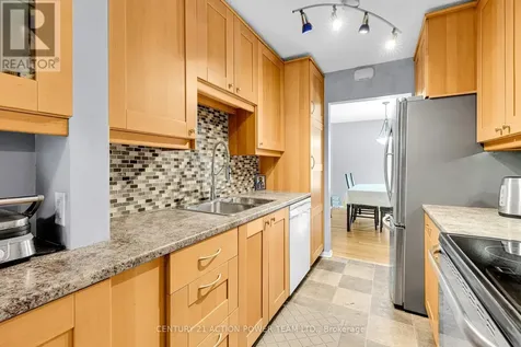1299 Meadowlands Drive East Ottawa ON K2E 6K4