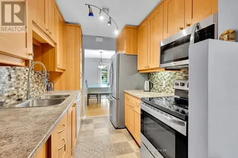 1299 Meadowlands Drive East Ottawa ON K2E 6K4