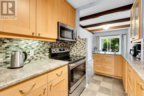 1299 Meadowlands Drive East Ottawa ON K2E 6K4