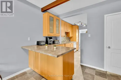 1299 Meadowlands Drive East Ottawa ON K2E 6K4