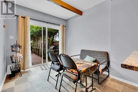 1299 Meadowlands Drive East Ottawa ON K2E 6K4