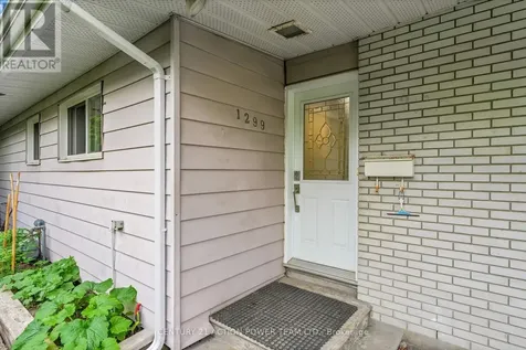 1299 Meadowlands Drive East Ottawa ON K2E 6K4