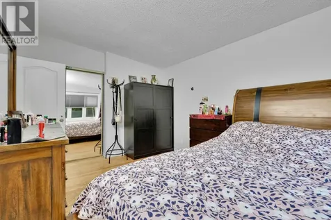 1299 Meadowlands Drive East Ottawa ON K2E 6K4
