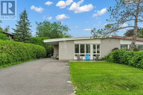 1299 Meadowlands Drive East Ottawa ON K2E 6K4