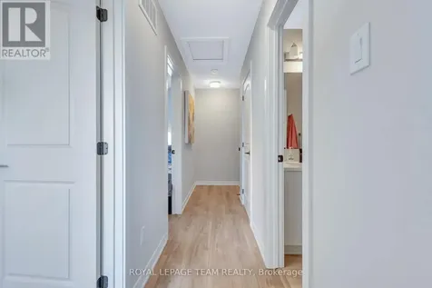 916 Parnian Private Ottawa ON K2J 7K6