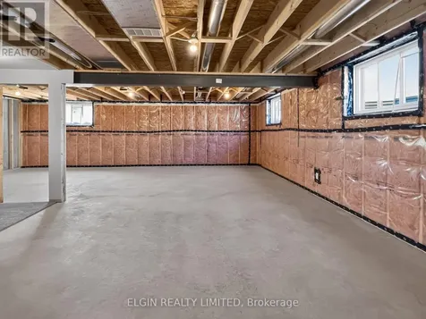 5 Columbus Court Central Elgin ON N5P 0E5