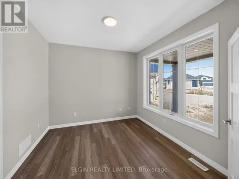 5 Columbus Court Central Elgin ON N5P 0E5
