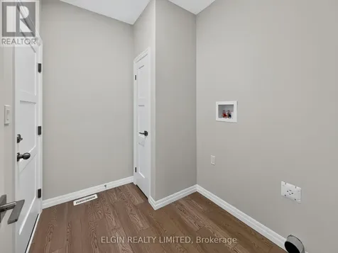 5 Columbus Court Central Elgin ON N5P 0E5