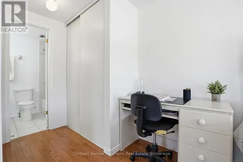 941 Gordon Street Guelph (kortright West) ON N1G 4R9