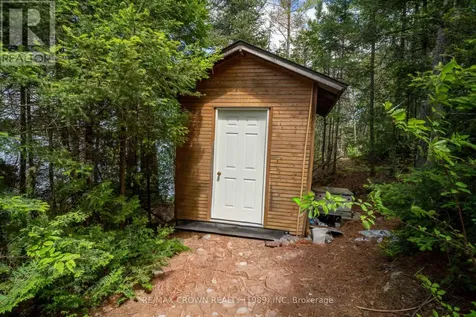 28 Cassels Lake C Island Temagami ON P0H 1C0
