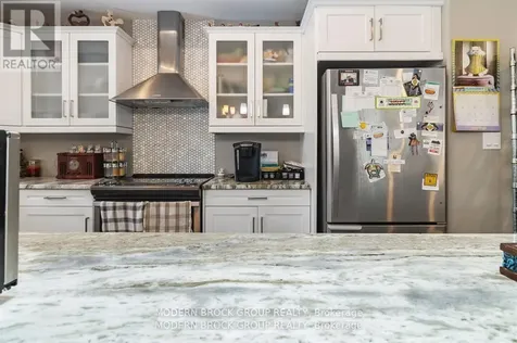 1109 Millwood Avenue Brockville ON K6V 0C7