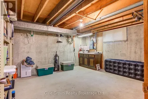 74 Pine Street West Aylmer ON N5H 1P3