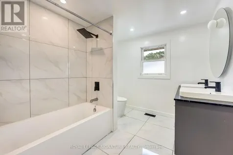 685 Amesbury Court Sarnia ON N7V 2P9
