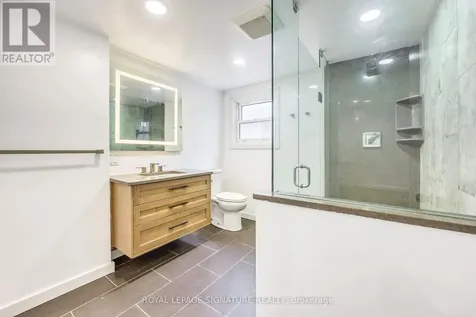 685 Amesbury Court Sarnia ON N7V 2P9