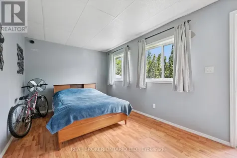 127 Cedar Crescent Centre Wellington ON N1M 2W5
