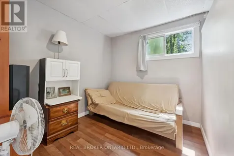 127 Cedar Crescent Centre Wellington ON N1M 2W5