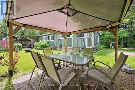 127 Cedar Crescent Centre Wellington ON N1M 2W5