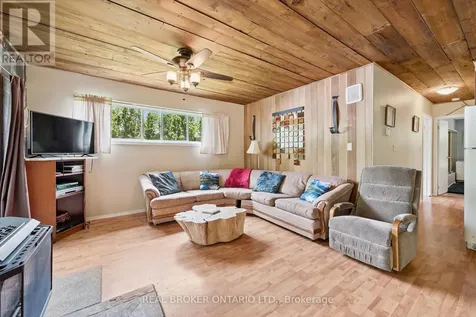 127 Cedar Crescent Centre Wellington ON N1M 2W5