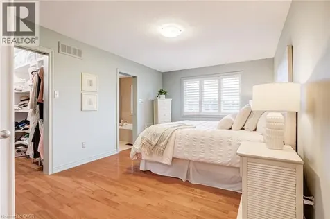 67 Newcombe Road Dundas ON L9H 7T3