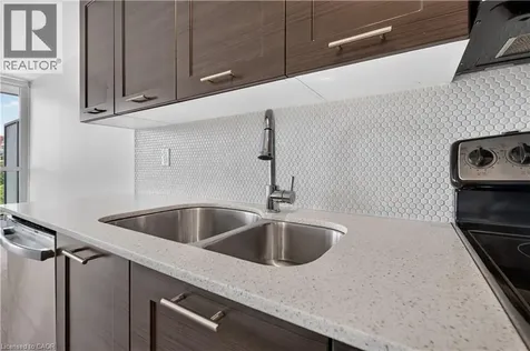 169 Fort York Boulevard Toronto ON M5V 0C8