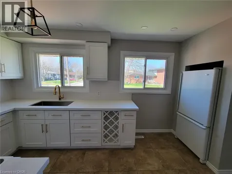 107 South Bend Road West Hamilton ON L9C 1M9
