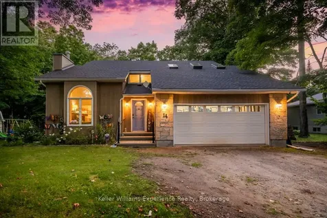 14 Oneida Crescent Tiny ON L9M 0B2