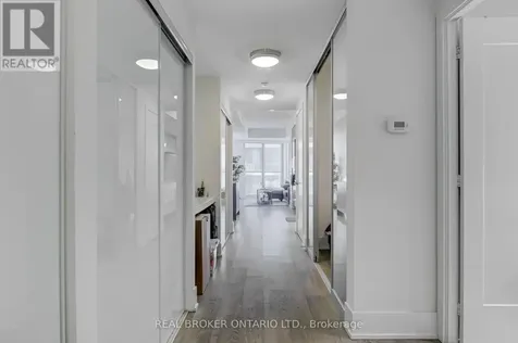 55 Merchants Wharf Toronto (waterfront Communities) ON M5A 0P2