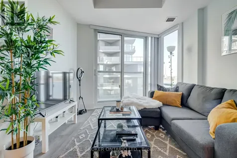 55 Merchants Wharf Toronto (waterfront Communities) ON M5A 0P2
