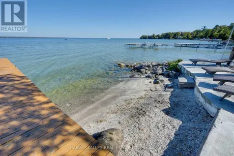 72 Lakeside Drive Innisfil ON L9S 2V3