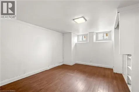 171 Nelson Street Brantford ON N3S 4B7