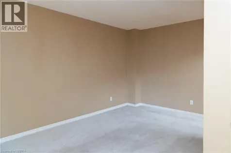 7 Graystone Court Paris ON N3L 3Y1