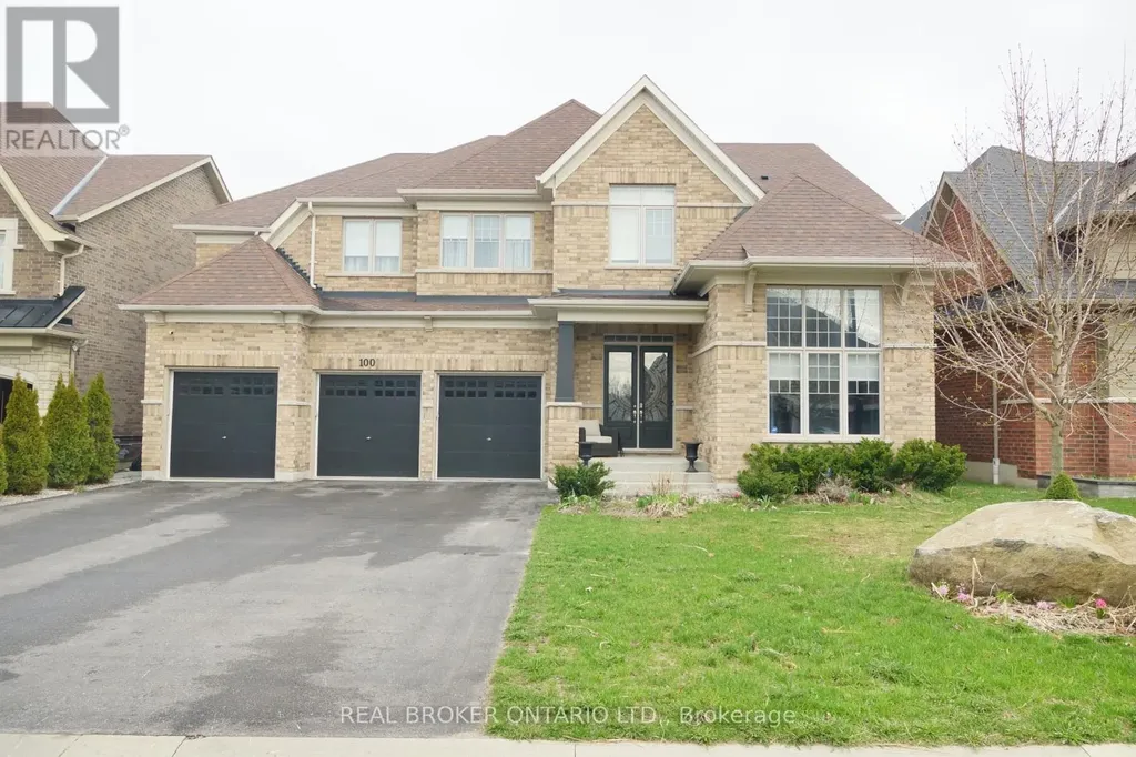 100 Trail Boulevard Springwater (centre Vespra) ON L9X 0S7