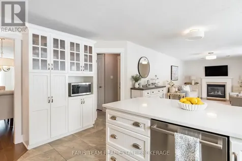 1 Pineview Drive Oro-medonte ON L0L 2L0