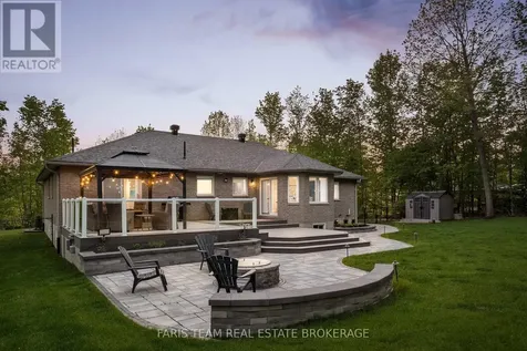 1 Pineview Drive Oro-medonte ON L0L 2L0