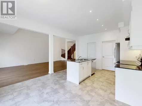 67 Wheatfield Road Barrie ON L9J 0T4