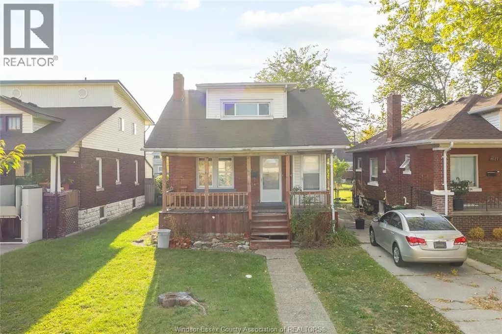 1531 Windsor Avenue Windsor ON N8X 3M3