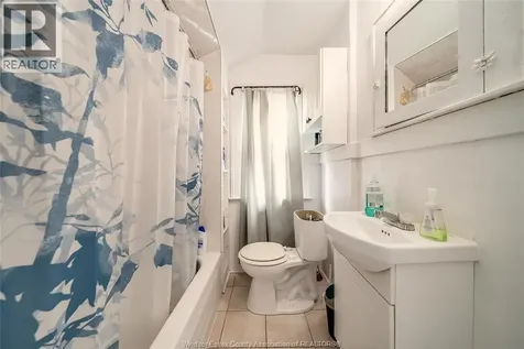 1531 Windsor Avenue Windsor ON N8X 3M3