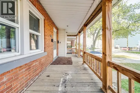 1531 Windsor Avenue Windsor ON N8X 3M3