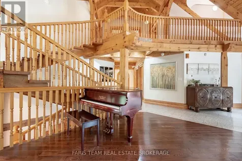 636 Harbour Street Innisfil ON L0L 1K0